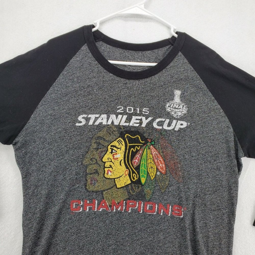 CHICAGO BLACKHAWKS Shirt Men’s 3/4 Sleeve Gray Large 2015 Stanley Cup - Picture 6 of 10